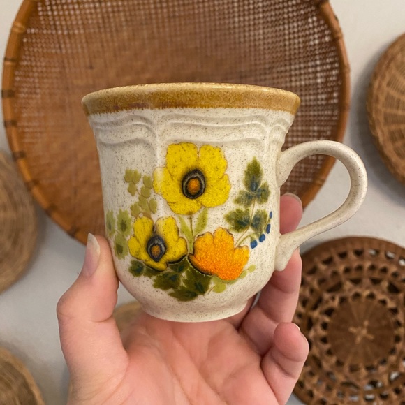 🍄SOLD🍄 Vintage Mikasa Garden Club Floral Coffee Cups - Picture 2 of 5